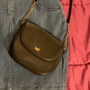 MIcheal Kors Cross Body